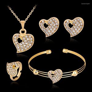 Set di orecchini e collana ZOSHI cristallo austriaco placcato in oro di lusso per le donne Set di gioielli con anelli e bracciali a catena a forma di cuore