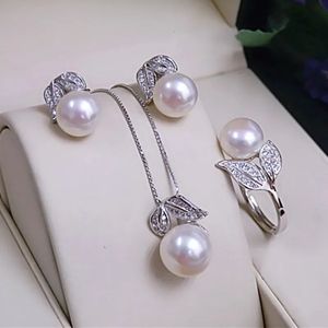 Bracciale Orecchini Collana Orecchini di perle Collana Anello pendente per le donne Set di gioielli con perle bianche d'acqua dolce naturale Set di gioielli in argento sterling 925 Regalo 231124