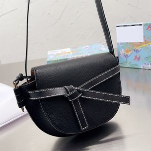 Женщины поперечные седловые сумки дизайнерские пакеты Classic Gate Mini Sweads Bag Bag Fashion кожаный кожаный кожа с лопастью кошелек роскошные