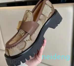 Designer Donna Cento mocassini con fondo spesso Piattaforma Muffin inglese Scarpe casual con fibbia Horsebit Scarpe di tela G piccole Stirrup Bee Scarpe piccole in pelle