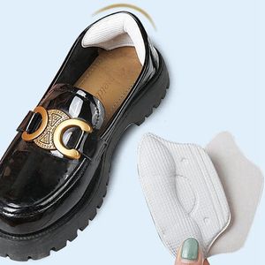 Acessórios de peças de sapatos Almofadas de salto alto para sapatos Mulheres Inserções Adesivos de salto Almofada protetora muito grande Ajustar tamanho forros Grip Accesorie 231124