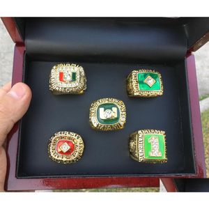 Klaster pierścieni 5 szt. 1983 1987 1989 1991 2001 Miami Hurricanes National Championship Ring z drewnianym boiskiem na wyświetlaczu fan da dhog3