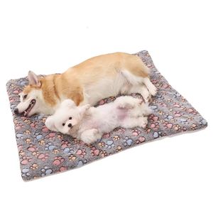 kennels pens Soft Dog Bed Mats Warm Cat Bed Soft Fleece Pet Blanket Puppy Sleep Mat Kitten Mattress Cushion for Small Dogs Cat Accessories 231124