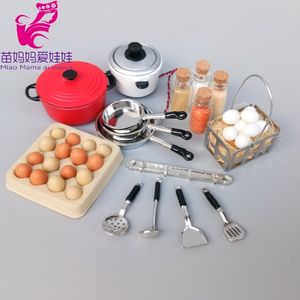 Accessori per bambole Mini Cibo Pentole da cucina Spatola Modello Fascino Succo per casa Mininature 230424