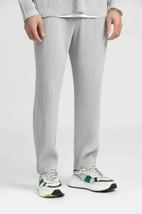 ISSEY PANT Designer Pantaloncini Luxury Miyake Summer Summer Posca para homens casuais Japão calça de moletom Miyake 318 447