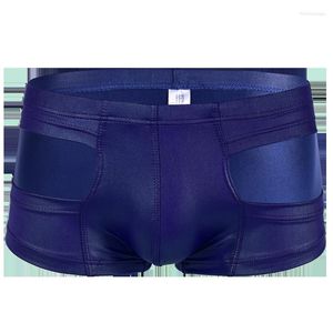 アンダーパンツ男性Fad Faux Leathe Boxer Shorts Sexy Patent Leather Underwear Low WAIST U Convex Pouch Stage Performance Erotic Lingerie