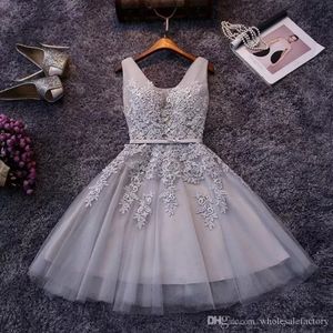 Junior Bridesmaid Dresses V Neck Tulle Lace Short Homecoming Dresses Maid Of Honor Dresses Vestido de Festa With Lace Up CPS341 J0425