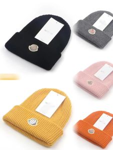Stil Moda Tasarımcı Şapkalarınızı Geliştirin Yüksek kaliteli ekose başlıklar lüks termal şapkalar sonbahar ve kış için örgü şapkalar