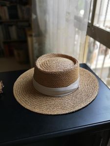 Stingy Brim Hats In Outdoor Summer Sun Hat For Women Vintage British Wide Straw Weaving Flat Fedora Visor Beach Travel Sombrero