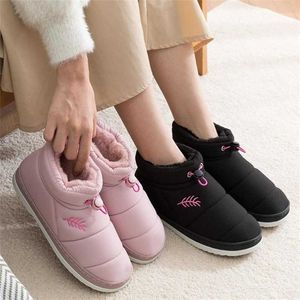 Mulheres botas de inverno chinelos de algodão feminino bota de neve à prova dwaterproof água para baixo pano outono alta-top mais veludo manter quente mulher sapatos 230922