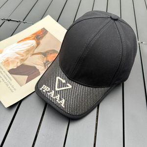 Luxurys Designer Cap triangular Leisure Sun Baseball Cap versátil retrô chapéu macio colapso de sol