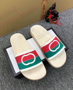 Blokujący Glide Sandal Designer gumowy pantofel 655265 Kobiety w paski płaskie sandały Włochy Luxury Letni basen dla mężczyzn