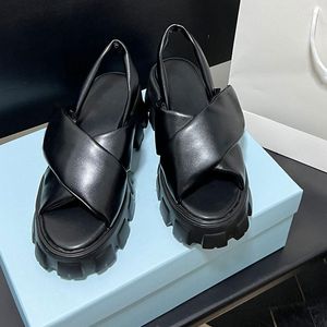 Sandaler kvinnor 2023 plattform mjuk läder fast färg modedesigners platt kvinnor skor avslappnad sommar