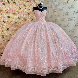 Rosa Sweetheart Paillettes Appliques Perline di pizzo al largo della spalla Abito Quinceanera Abito da ballo Sweep Train Tulle Abito da principessa per feste