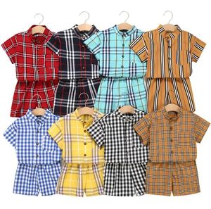 BG566 Çocuk Tasarımcı Giyim Setleri Bebek Giysileri Yaz Kısa Kollu Boy Ekose Tshirt Şortu İki Parça Set Tee
