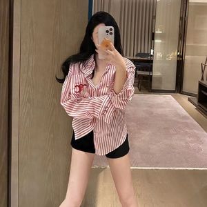 Designer embroidered pink striped shirt for women's spring new style of age-reducing slouchy shirt top