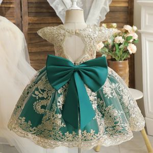 Flickaklänningar broderier eleganta barn prinsessa för baby backless bow spets bröllop fest kväll klänning barn ceremoni kostym 231124