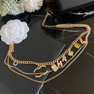 Marca de luxo designer pingentes colares dupla camada pérola cristal 18k banhado ouro aço inoxidável carta gargantilha pingente colar corrente jóias acessórios
