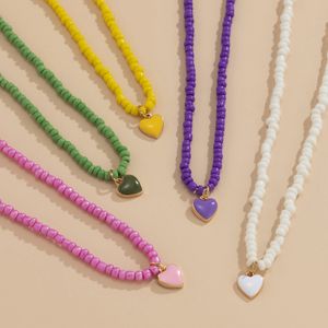 Colares pendentes Moda Moda Handmade Multicolor Seed Moldes para mulheres Sweet Heart Pingentnts Summer Girl Cheker Collar Jewerly 1PC 230424