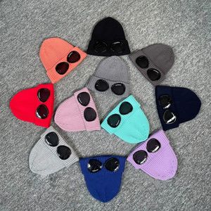 Beanie Cp Bonnet Şirketi Erkek Şapka İki Lens Kapakları Kış Örme Şapkalar Goggles Gözlük Erkekler Kaps Beanies Kafatası Kapakları Açık Kadınları Uniesex Siyah Gri N2GR#