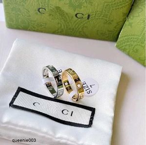 Tiffniylise band ringar fashionabla utsökt bröllop populärt designer 18K klassiska smycken tillbehör älskare gåvor kvinnor