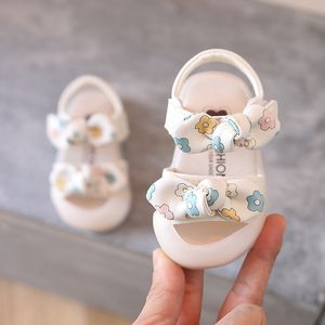 Sandalen Infant First Walkers Kleinkindschuhe Baby Girls Jungen Kleinkindschuhe Nicht schlupfhafte Kinder Anti-Kollisionsschuhe SXJ048 230425