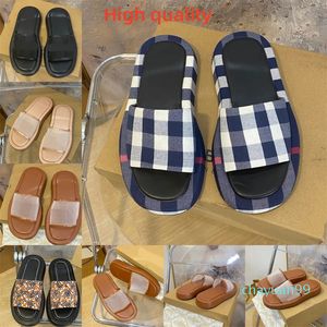 Pantofole da spiaggia Pantofole in rete 2023 Designer Scuffs Classico tacco piatto Estate Pigro Designer lettera di moda flop lady Slides scarpe da donna lettera Ladies