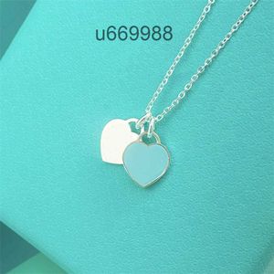 Designer Double Heart Necklace Ti-Co Love Necklace Titanium Steel Peach Heart Pendant Collar Chain Personlig mode Valentines Day Gift for Girl T
