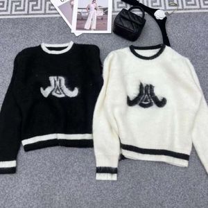 Women Sweter Designer Knitwear Knit Knit Swetery Zima nowa moda stała kolorowy dzianinowy topy haft haftowy dzianina 2024SS