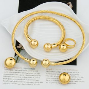 Bröllop smycken set afrikanska mode kvinnor smycken italienska guldpläterade ringar armband örhängen set bröllop halsband hänge dubai fest gåva 230425