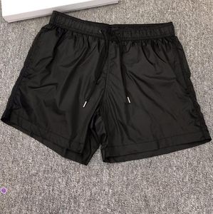 Projektant Summer Men Nylon Swim Shorts Fashion Dżentelmen Boczne Pockets Swizyjne Chłopiec Zamknięcie