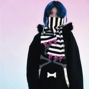 Schals Punk Harajuku Y2K Frauen Schwarz Und Weiß Gestreiften Schalldämpfer Winter Warm Kreative Gothic Schal Zubehör Halstuch Unisex