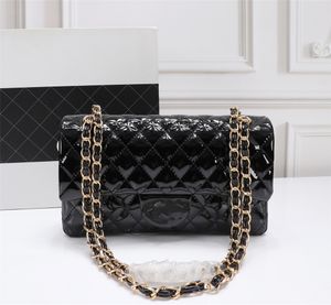 Designer Bags Chain Bag Plaid Flap 5a Högkvalitativt patentläder axelhandväska kedja läder dubbel bokstav fast färg spänne fyrkant stripe lady