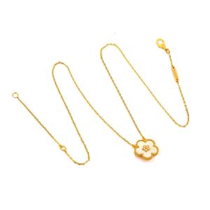 Van-Clef & Arpes Necklace Designer Women Original Quality Sunflower Element Double Sided True Beimei Flower Necklace For Women With Five Petal Flower Pendant