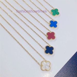 clovers necklace designer luxury new classic pendant necklace bracelet earrings gold and silver jewellery ladies engagement party gifts