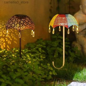 Lawn Lamps LED Solar Outdoor Garden Lamp Umbrella Art Lamp IP65 Waterproof Lawn Lamp Hollow Out Projection Landscape Lamp for Yard/Pathway Q231125