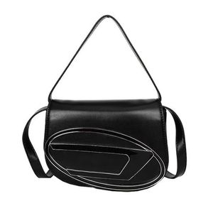 Donne Designer Bags Borse Beach Crossbody Borse Luxury Body Spall Borse Backpack Black Color Fashions