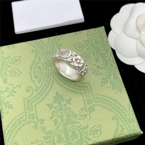 Designer Luxury Ladies Love Anelli con diamanti Anelli di fidanzamento in oro per gioielli da donna con anello per festa nuziale