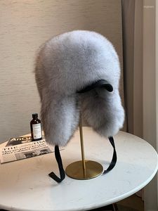 Berretti Cappello da cacciatore di pelliccia da donna con paraorecchie Argento genuino / Procione / Blu / Nero Bomber Cappelli invernali Pompon Fluffy