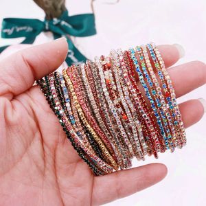 Bracelets de charme 5pcslot Elastic Crystal Bracelets 2mm Charming Color Color Crystal Rhinestones Banglelet Metal Brangele