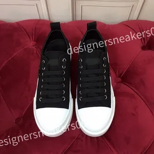 2023 Designers Kvinnor Män Casual Shoessense Retro Trainers Black White Sneakers Jogging Vandring Sneakers