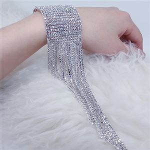 Charm Bracelets Fashion Full Bracelet Hand Jewelry Bridal Shiny Long Tassel Crystal Bracelets Bangles Wedding Jewellery 230425