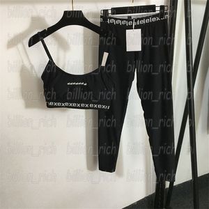 مصممة فاخرة للمسارات المسارات ActiveWear Summer Sports Pated Sanmings مجموعة رياضية الركض قمم الجري