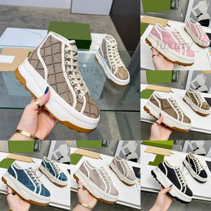 10A designerskie buty płócienne Chunky B Sneakers Kobiety Emed Lace Up swobodne litera drukowania grubego jacquard retro platforma Sneaker wielokolorowe trenerzy haftu