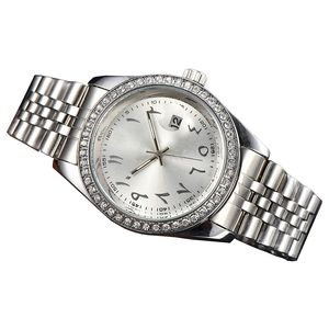 İzle Tasarımcı Otomatik Hareket İzle Erkek Kadınlar Paslanmaz Çelik İzleme 8215 Hareket Saatleri 36 41mm Arap Sayısal Dial Sapphire Su Geçirmez Elmas AAA