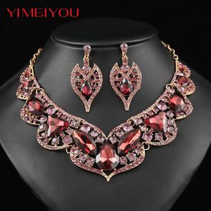 Beaded Halsband Italien Bröllopsmycken Fashionörhängen Set Enkel lyxig Crytal Necklace Zircon Party Korean Style Trendy Elegant Girl Gift 231124