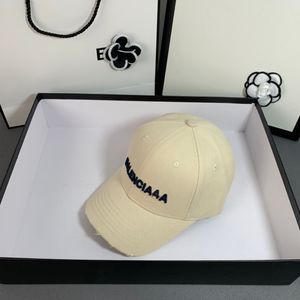 2024 New Sports Designer Berretti da baseball Sport Moda donna Foro Casquette Parasole per esterni Calore Lettera Ricamo Cappelli per uomo e donna