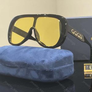 قناع مصمم هندسي نظارة شمسية للنساء رجاليين فاخرة شاطئ الشاطئ Goggle Senior Glasses UV400 Eyeglasses Frame Vintage Metal Jumbo Sun Glasse with Box