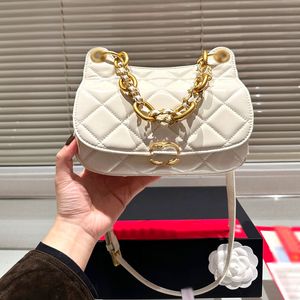 Fashion Designer bag Senior lazy and casual and good back small size21X15cm with gift box croissants Hand-held crossbody bag