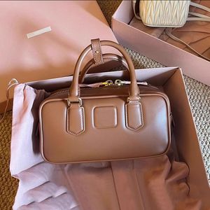 New Bowling Women's Bag High end Boston Handbag Large Capacity Pillow Bag Single Shoulder Crossbody Small Square Bag